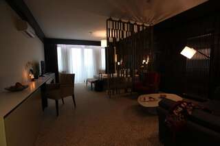 Отель Hotel Orhideea Негрешти-Оаш Двухместный номер Делюкс с 1 кроватью и балконом-15