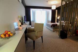 Отель Hotel Orhideea Негрешти-Оаш Двухместный номер Делюкс с 1 кроватью и балконом-36